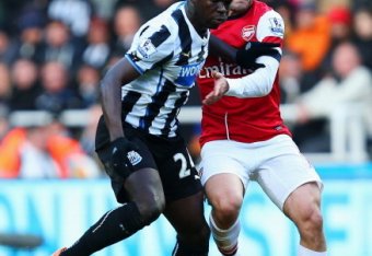 Cheick Tiote (left)