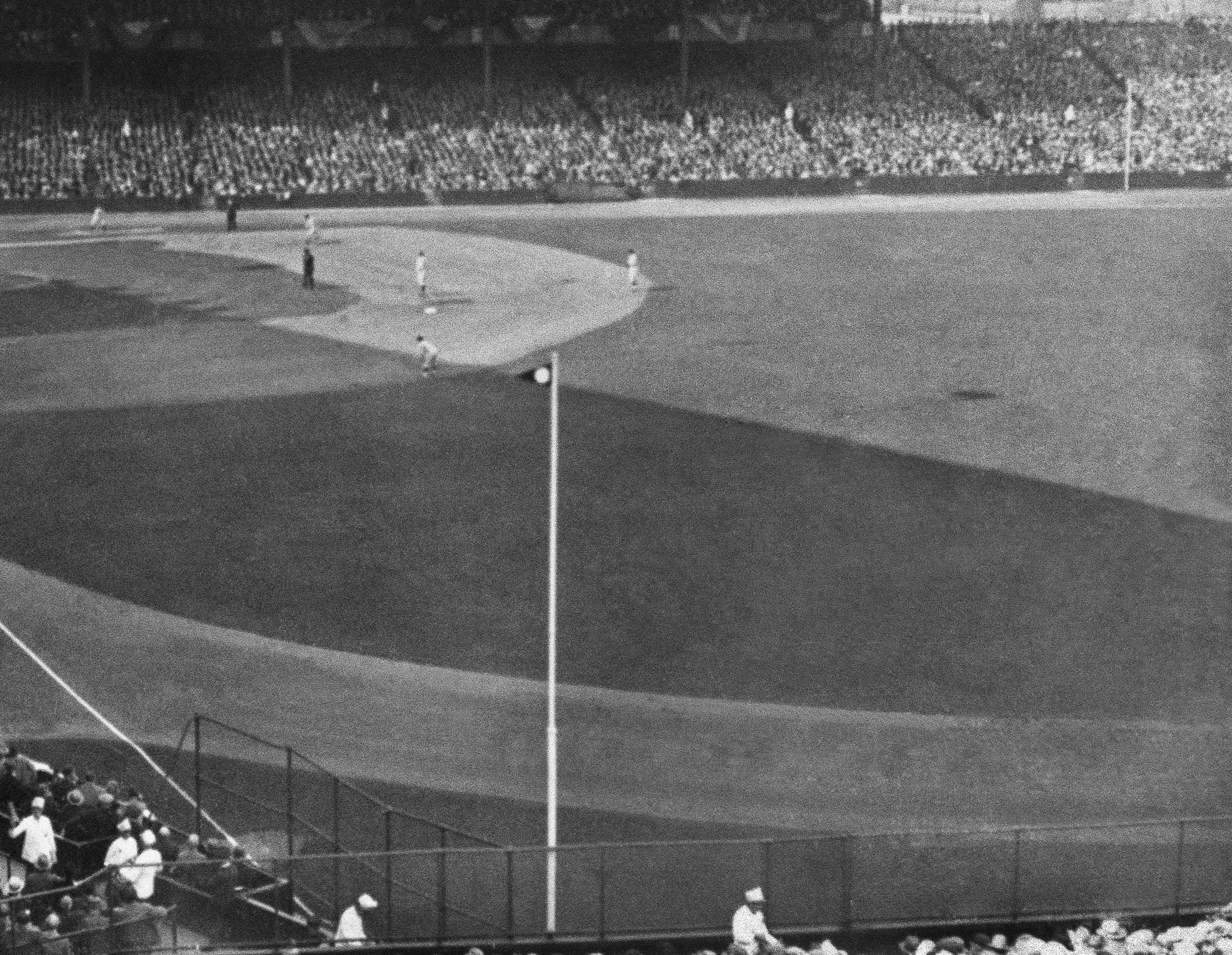 October 8, 1927: New York Yankees win World Series on a wild pitch