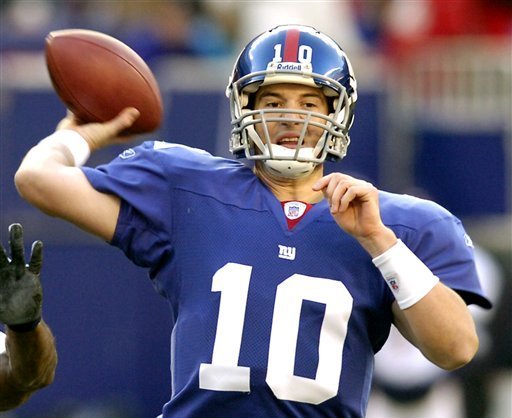 5 Greatest Moments of Eli Manning's Football Life 