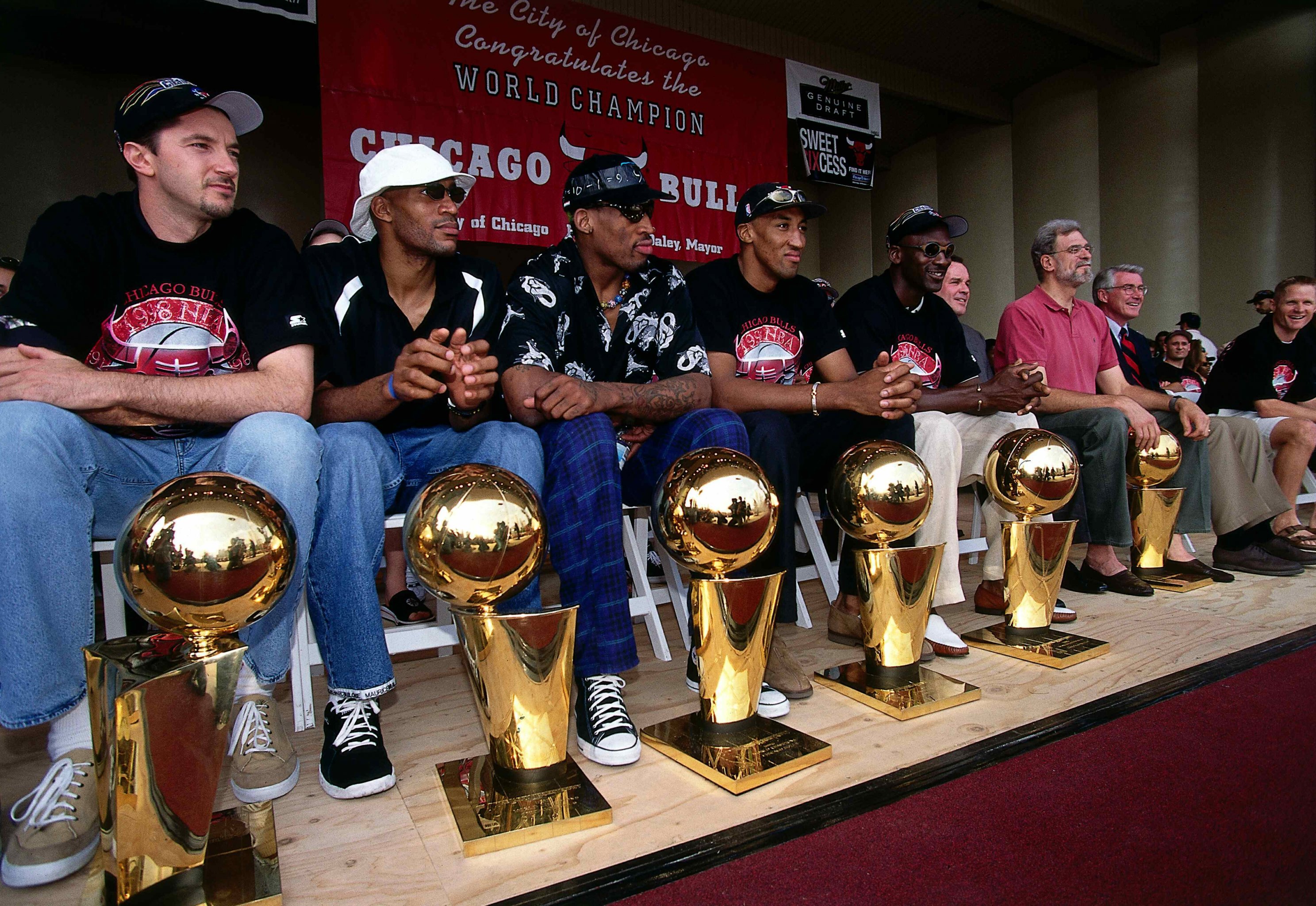 Chicago Bulls Repeat 3 Peat 1998 NBA Championship 90s Vintage