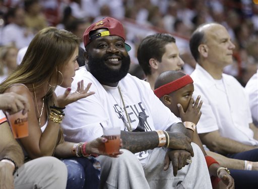 Top Celebrity Sports Fans - CBS Los Angeles