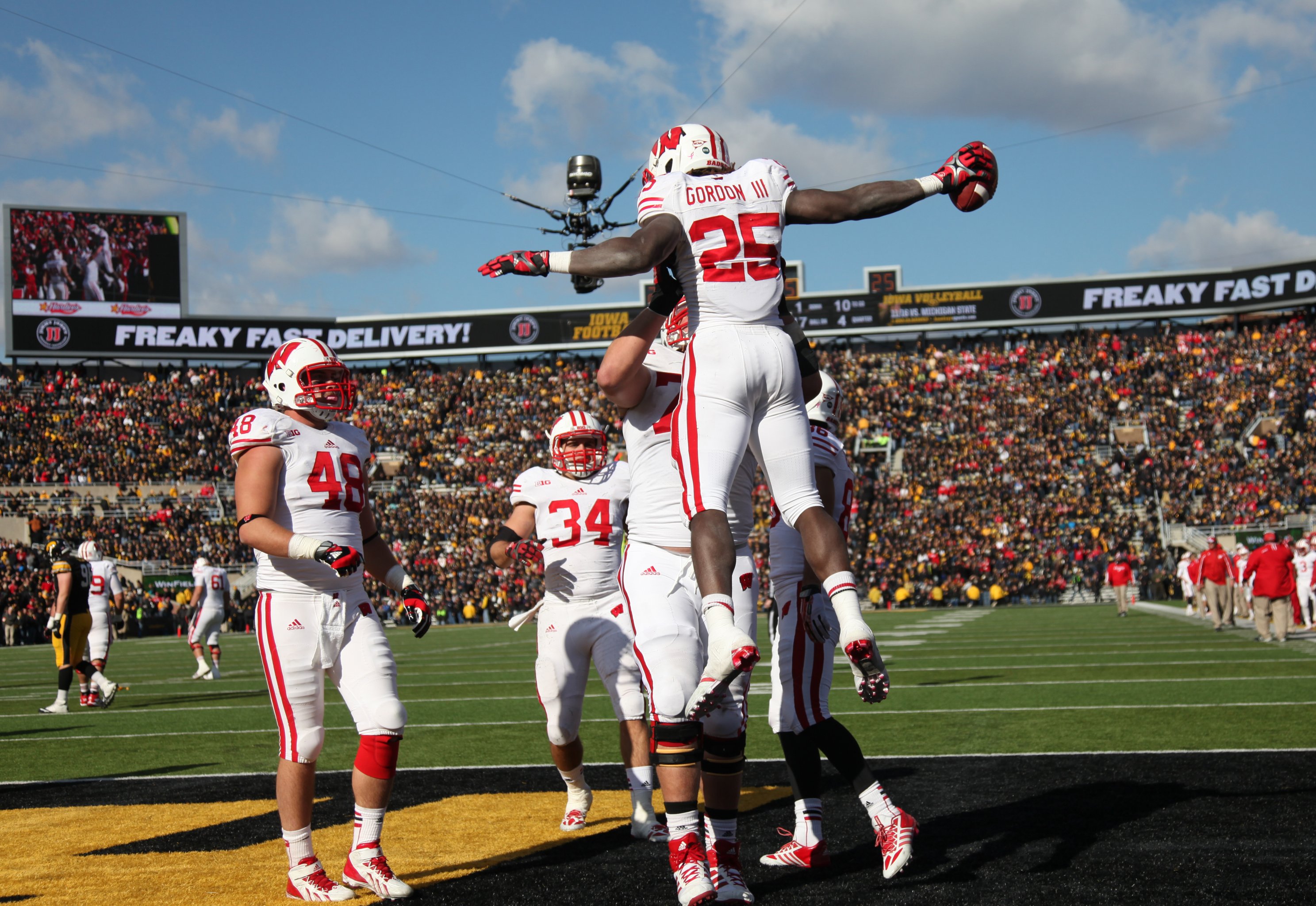 Wisconsin Football Ranking Badgers Top 10 Players Heading Into