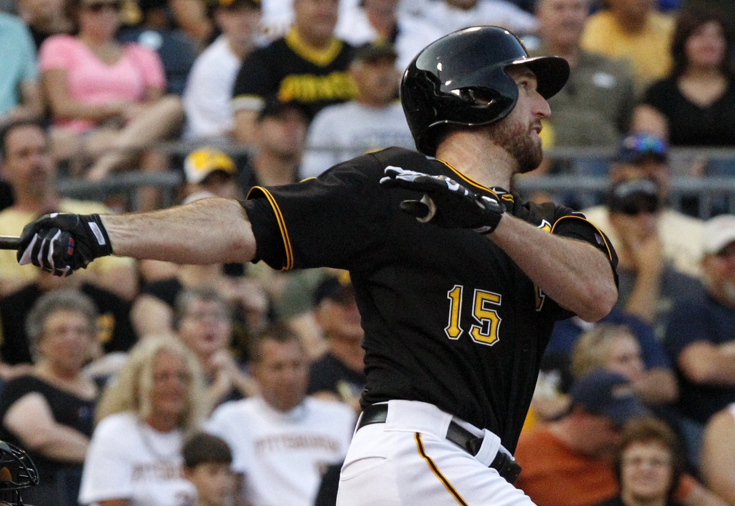 Ike Davis: Pirates Solve First Base Problem At Low Cost - MLB