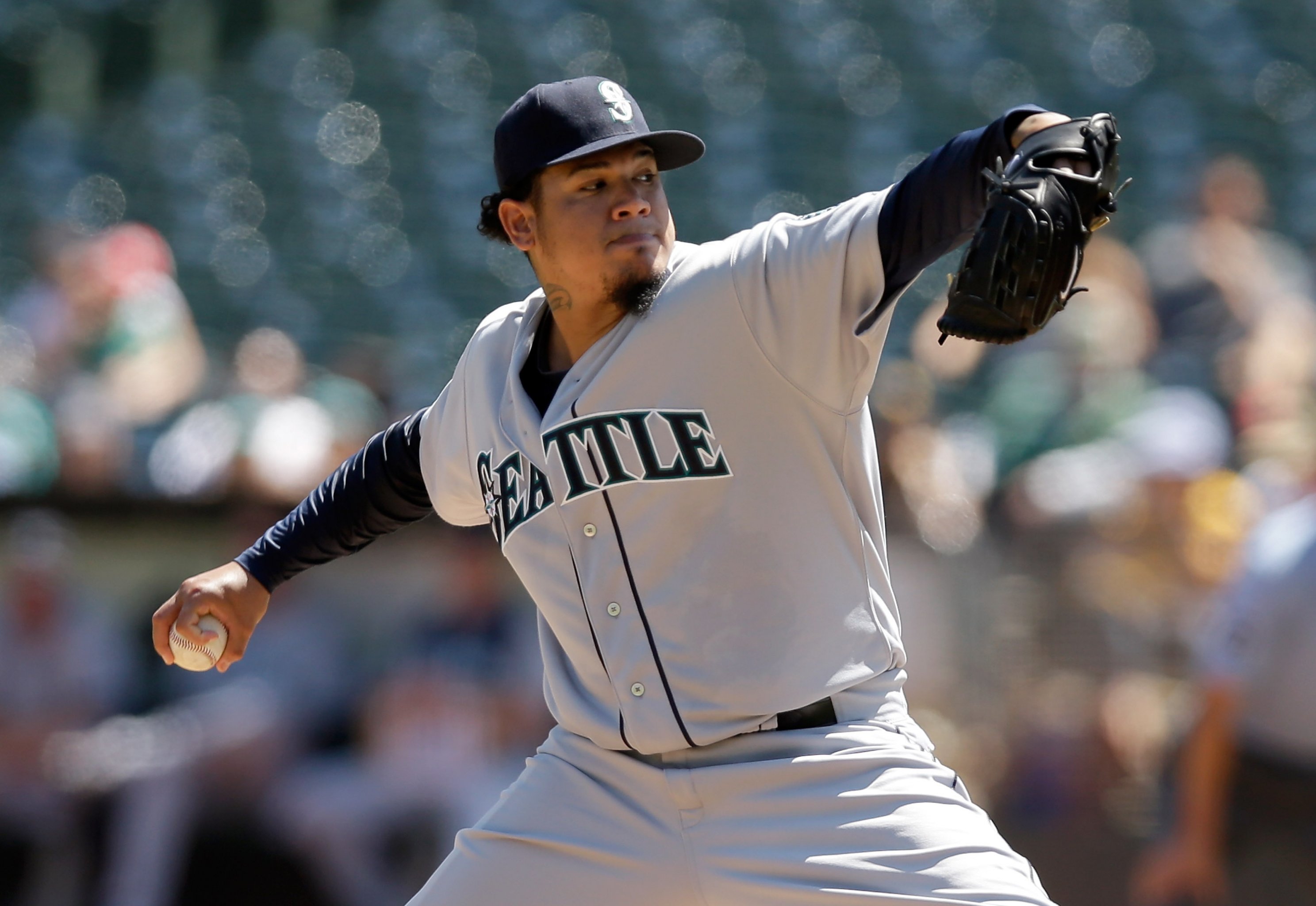 Seattle Mariners, from left, Taijuan Walker, James Paxton, Charlie Furbush  and Nelson Cruz show-off the