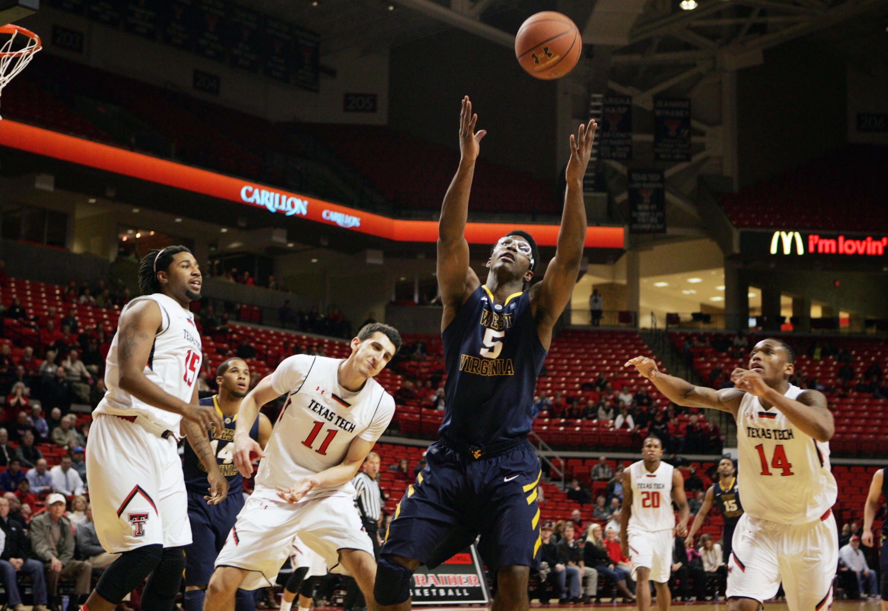 10 College Basketball Conference Games Which Require Crazy Travel
