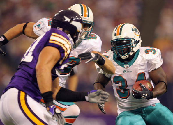 NFL Predictions Week 16: Bleacher Report's Expert Consensus Projections