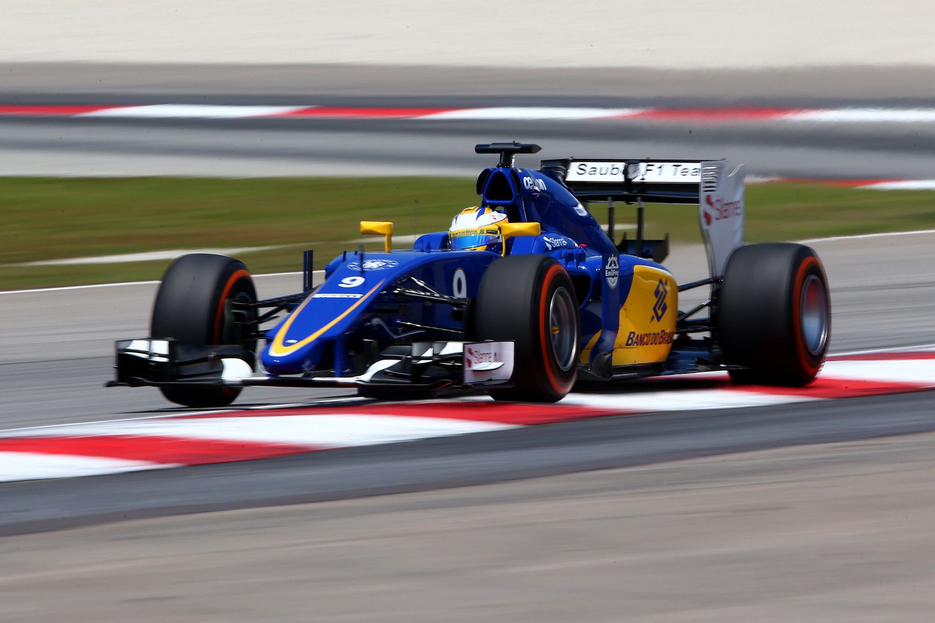 Power Ranking The 15 Formula 1 Liveries Bleacher Report Latest News Videos And Highlights