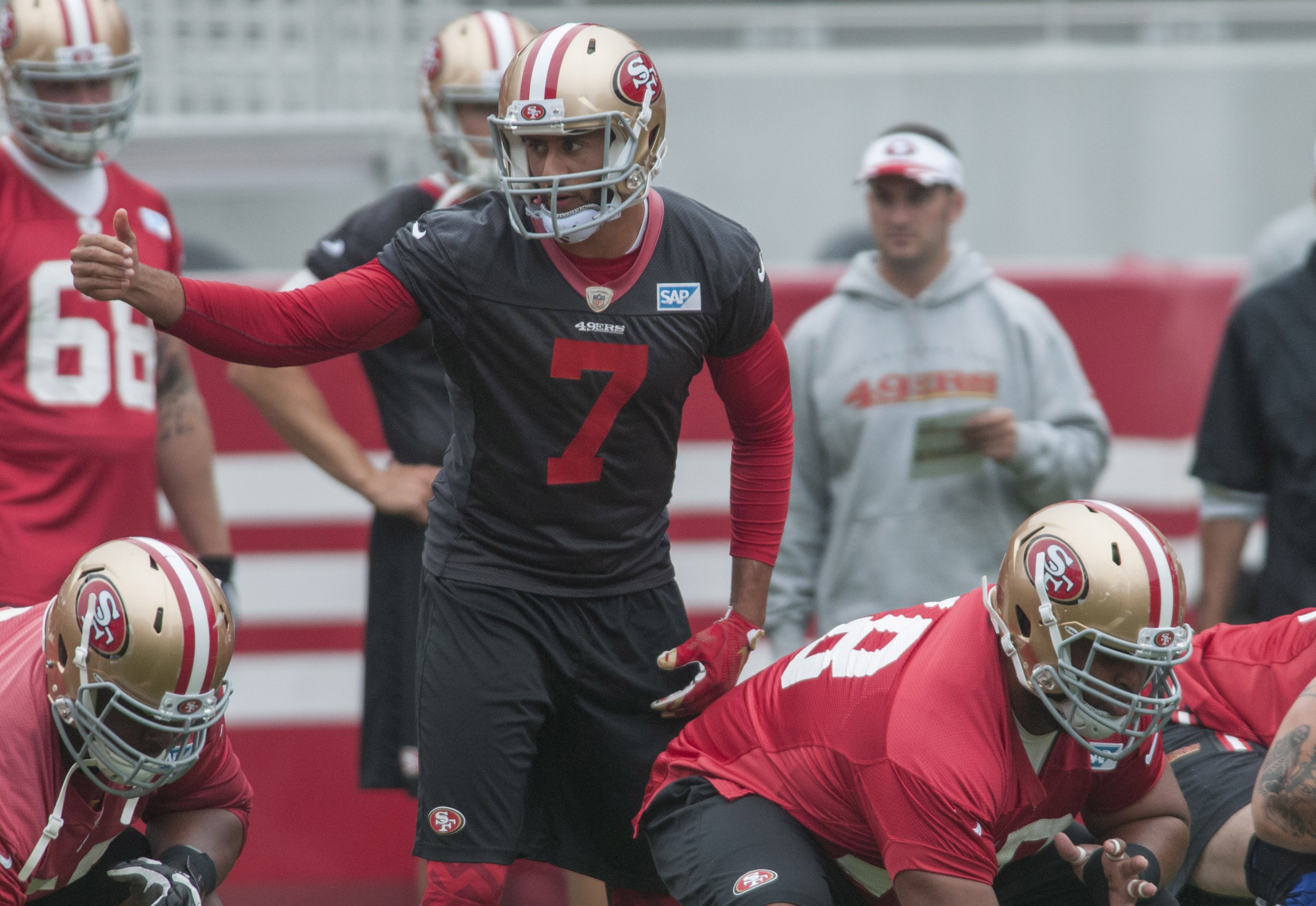 Colin Kaepernick As Tom Brady's Successor? Cris Carter 'Wouldn't