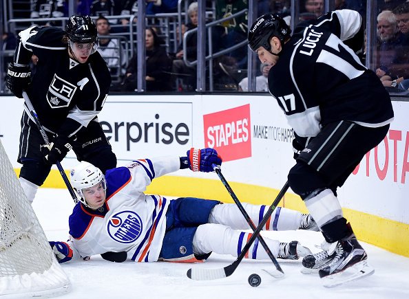 LA Kings Training Camp Update: Mitchell Tests Knee While Kopitar