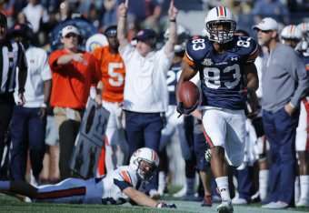 Auburn WR Ryan Davis (right)