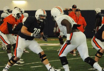 Auburn OT Robert Leff (left)