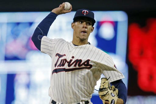 Did Twins infielder trick his own teammates into committing a ridiculous  error?