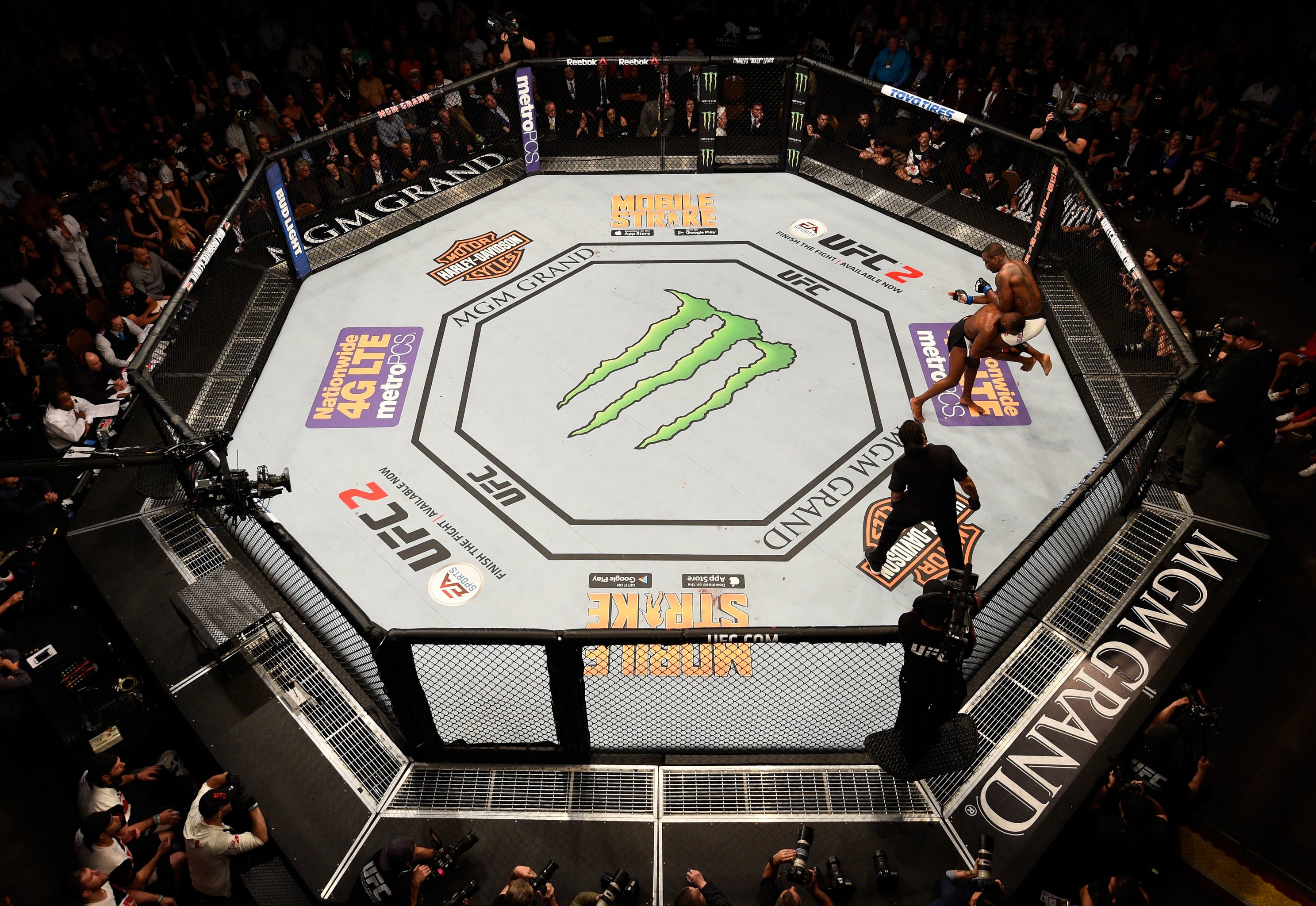 The 13 Strangest Fighting Styles to Ever Grace UFC's Octagon