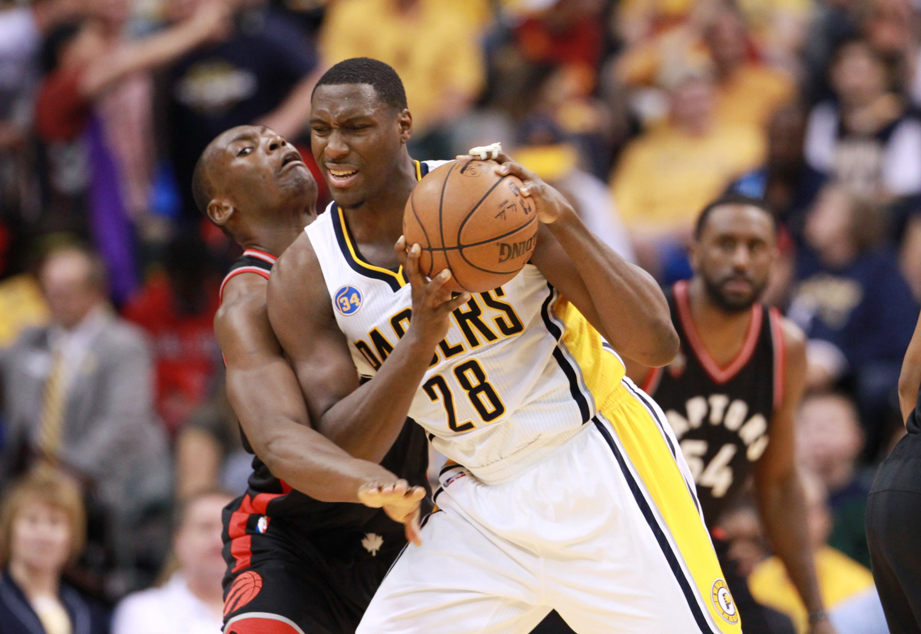 GIF: Kentavious Caldwell-Pope with an A+ for effort on his missed dunk