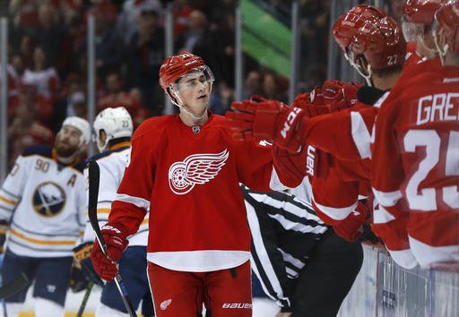 Dylan Larkin Finds Extra Gear To Create Breakaway And Give Red Wings Early  Lead Over Canucks 