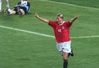 Norway won gold in 2000.