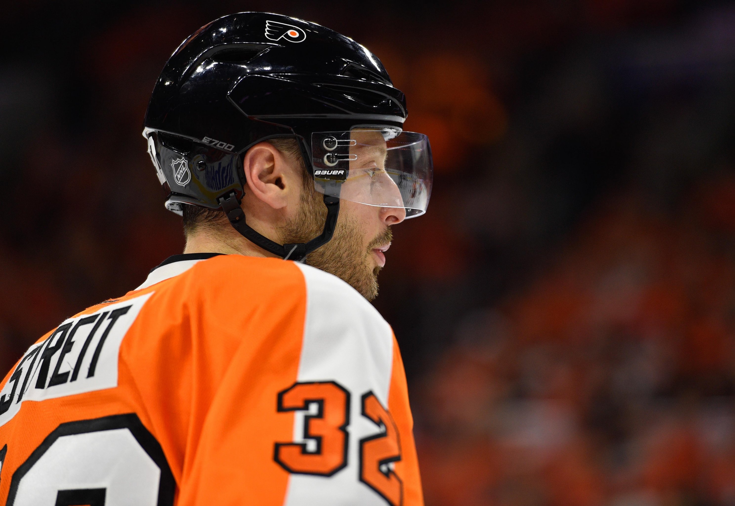 Inside the 'Odd Couple' friendship between the Flyers' Travis