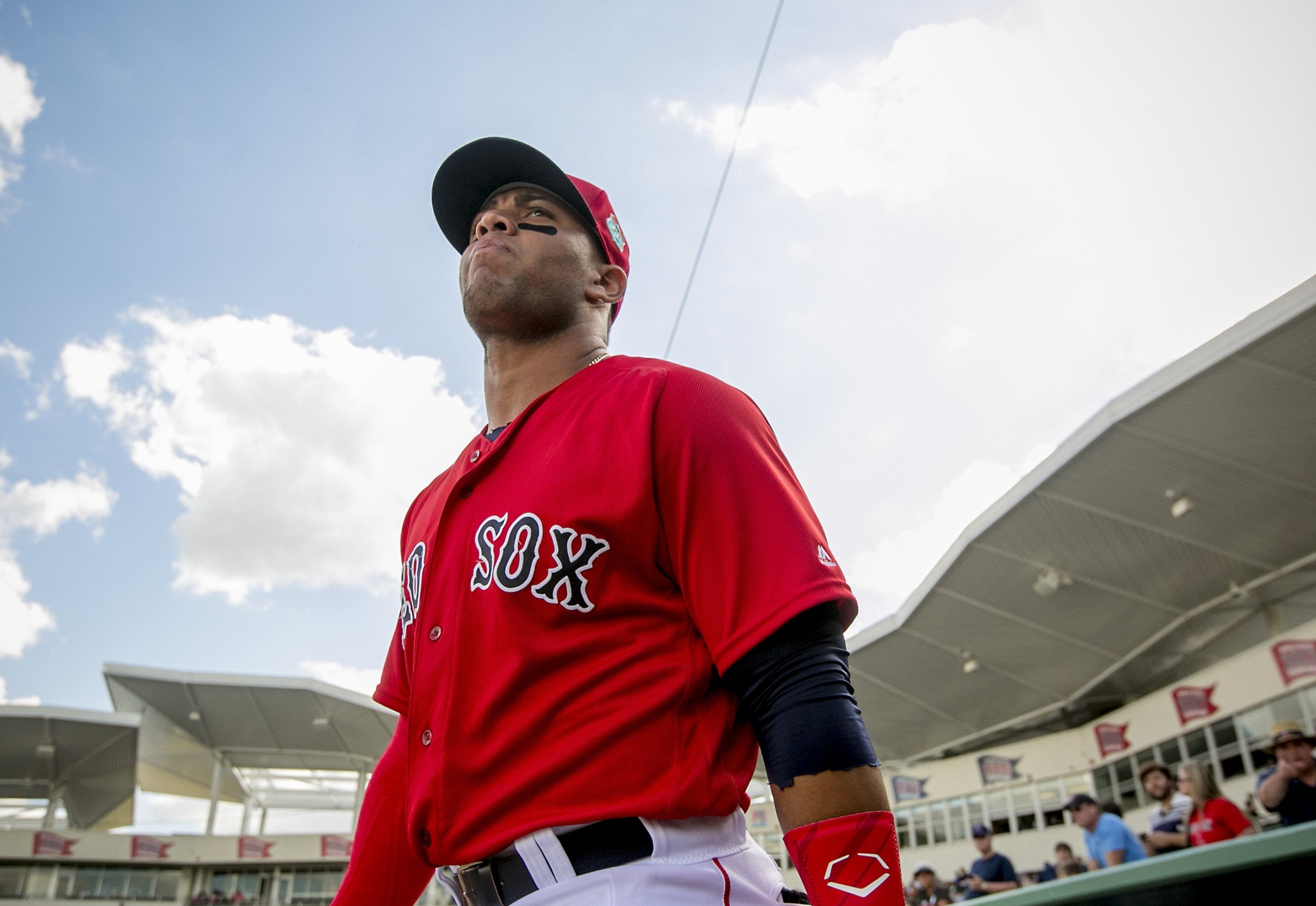 Red Sox: Yoan Moncada could get a September call up
