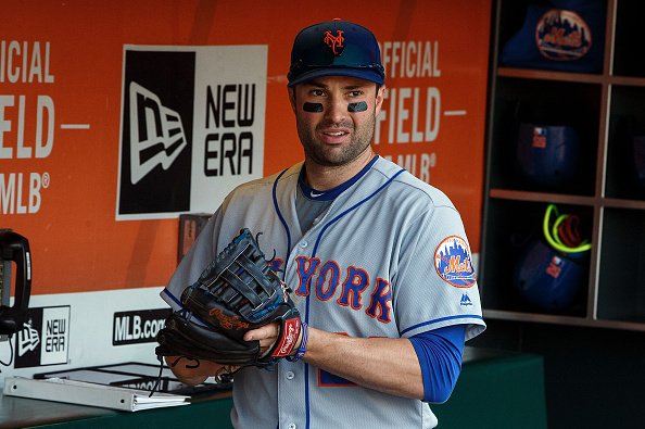 MLB.com hasn't updated Rougned Odor's photo yet, so we have a Yankee player  with a beard. : r/baseball