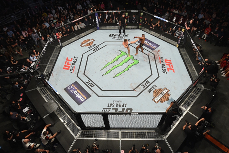 Top 10 Scariest Finishes in UFC History