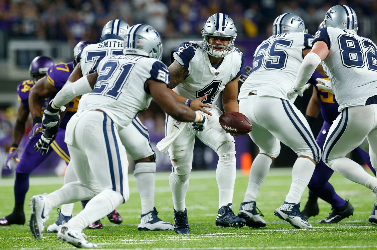 Dallas Cowboys 2017 Roster: Why the Hype Didn't Meet the Reality
