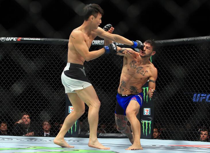 Honorable mention recipients Doo Ho Choi (left) and Cub Swanson.