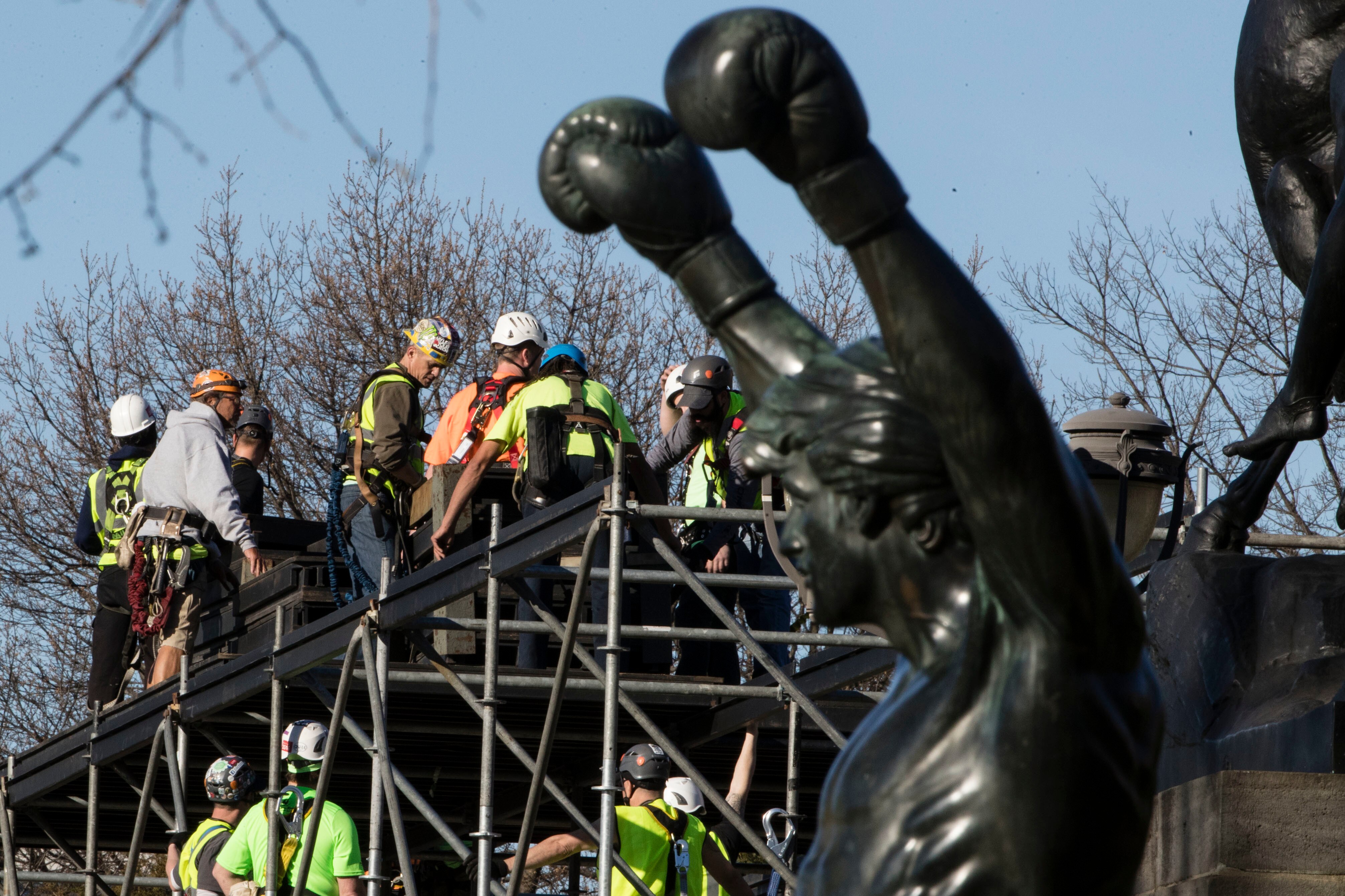 Broiler Money Teaser Skachat - 