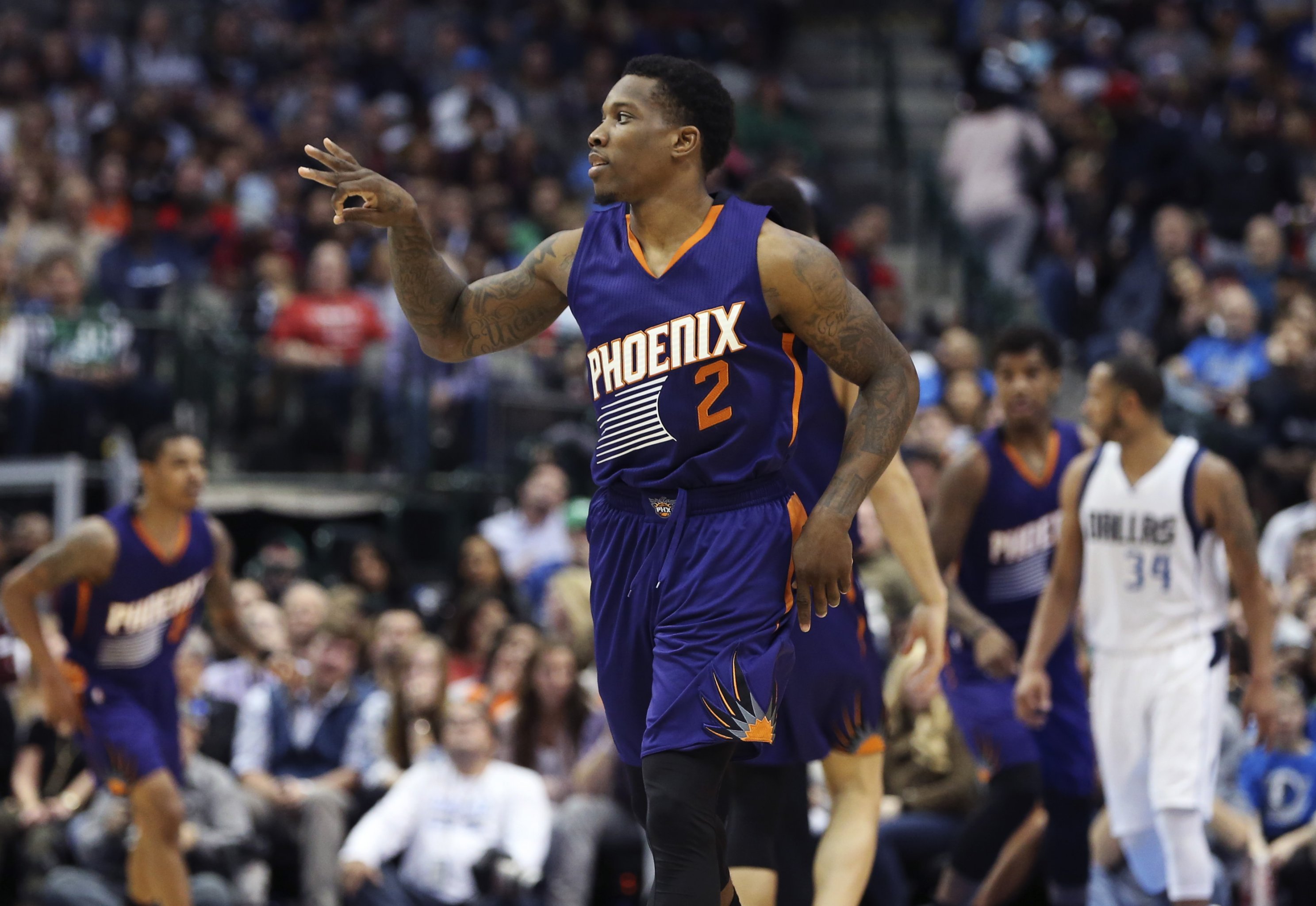 MVP Buzz Brewing As Devin Booker Carries Phoenix Suns' Offense