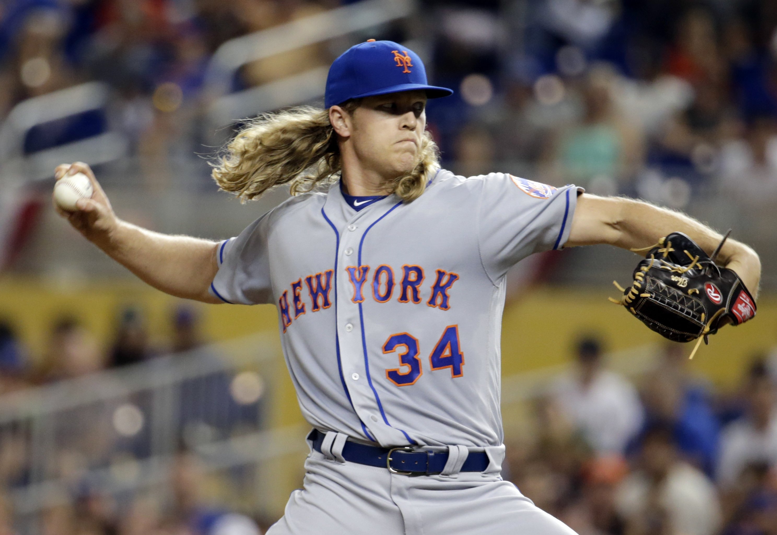 Mets' Vogelbach, Twins' Kepler swing through the winter toward