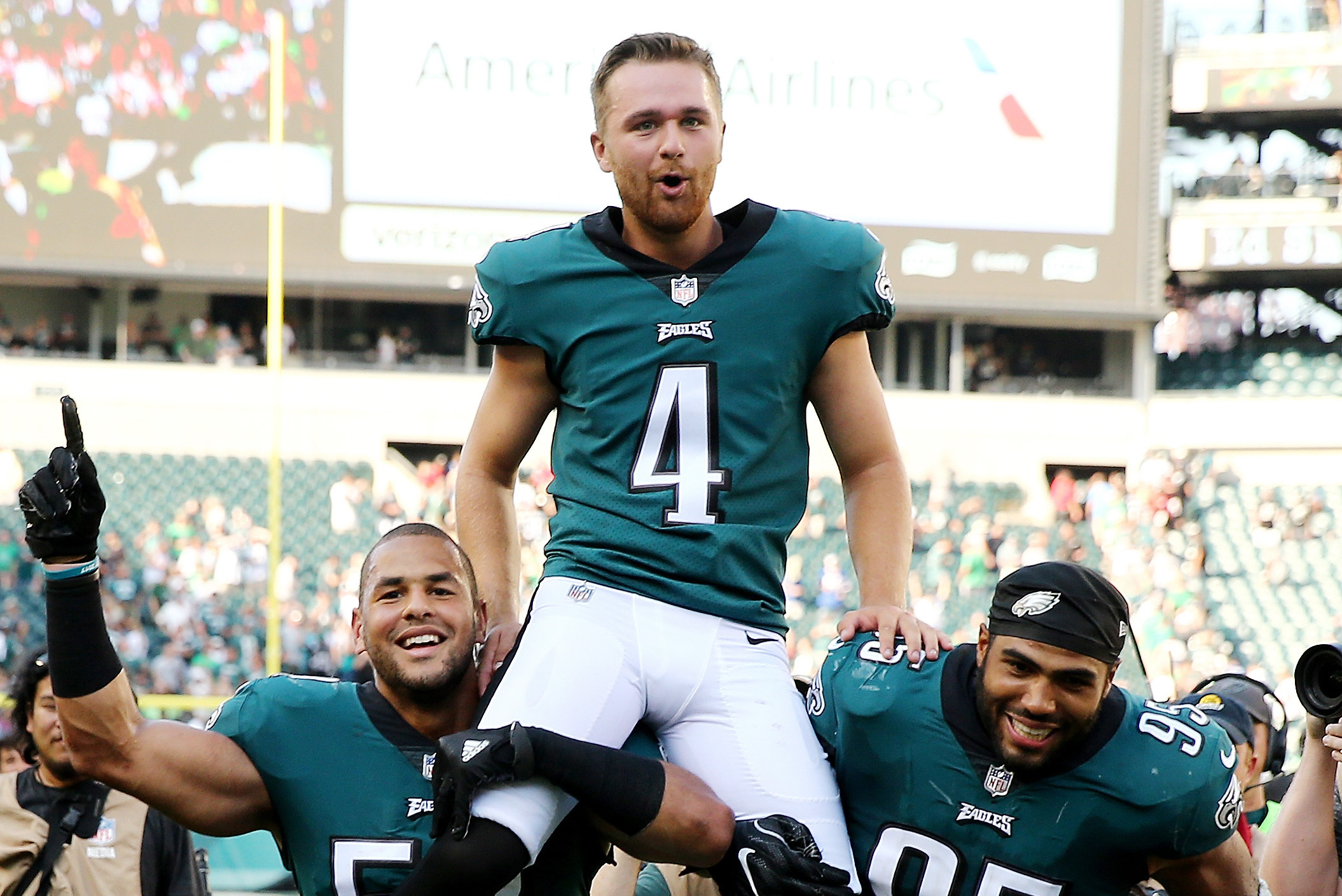 Eagles kicker Jake Elliott expected to miss Sunday's game with right ankle  injury