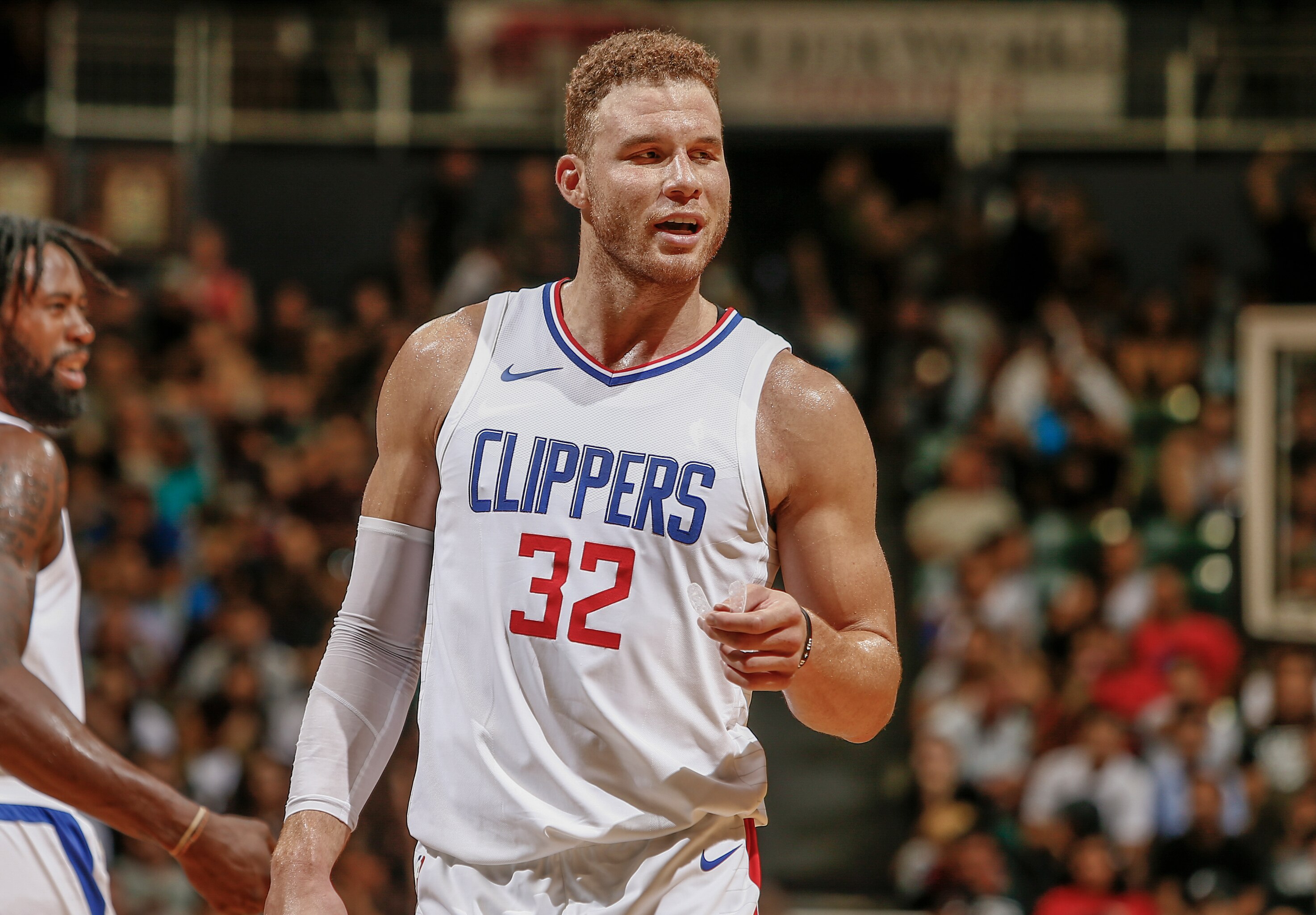 First action. First action. Крис пол и блейк гриффин. Шутер от первого лица. Мститель фильм 2018.