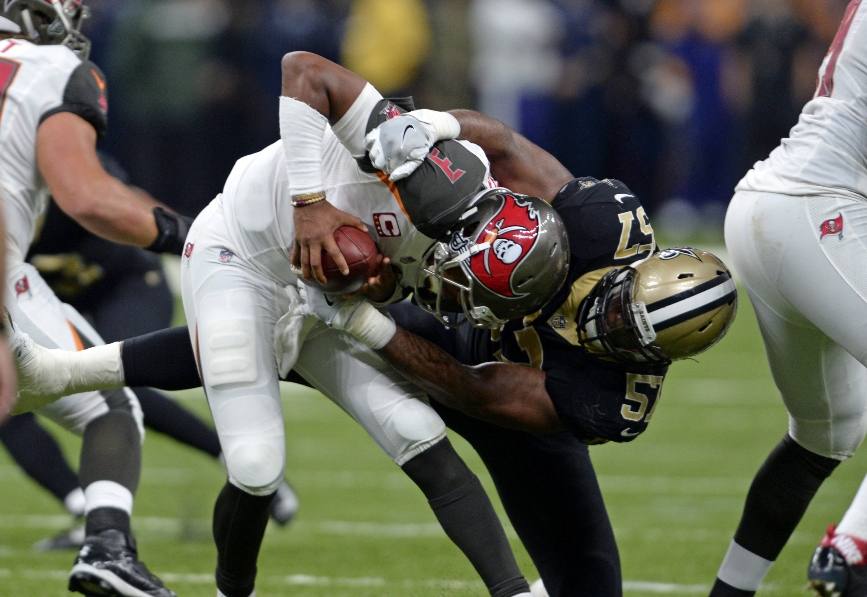 Alvin Kamara wears Colin Kaepernick jersey after Saints win : r/Saints