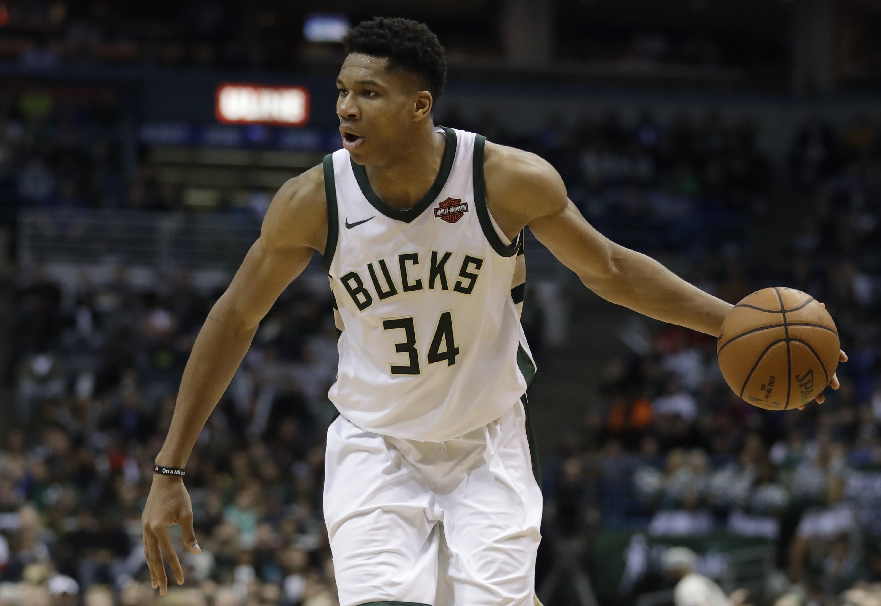 giannis mecca jersey