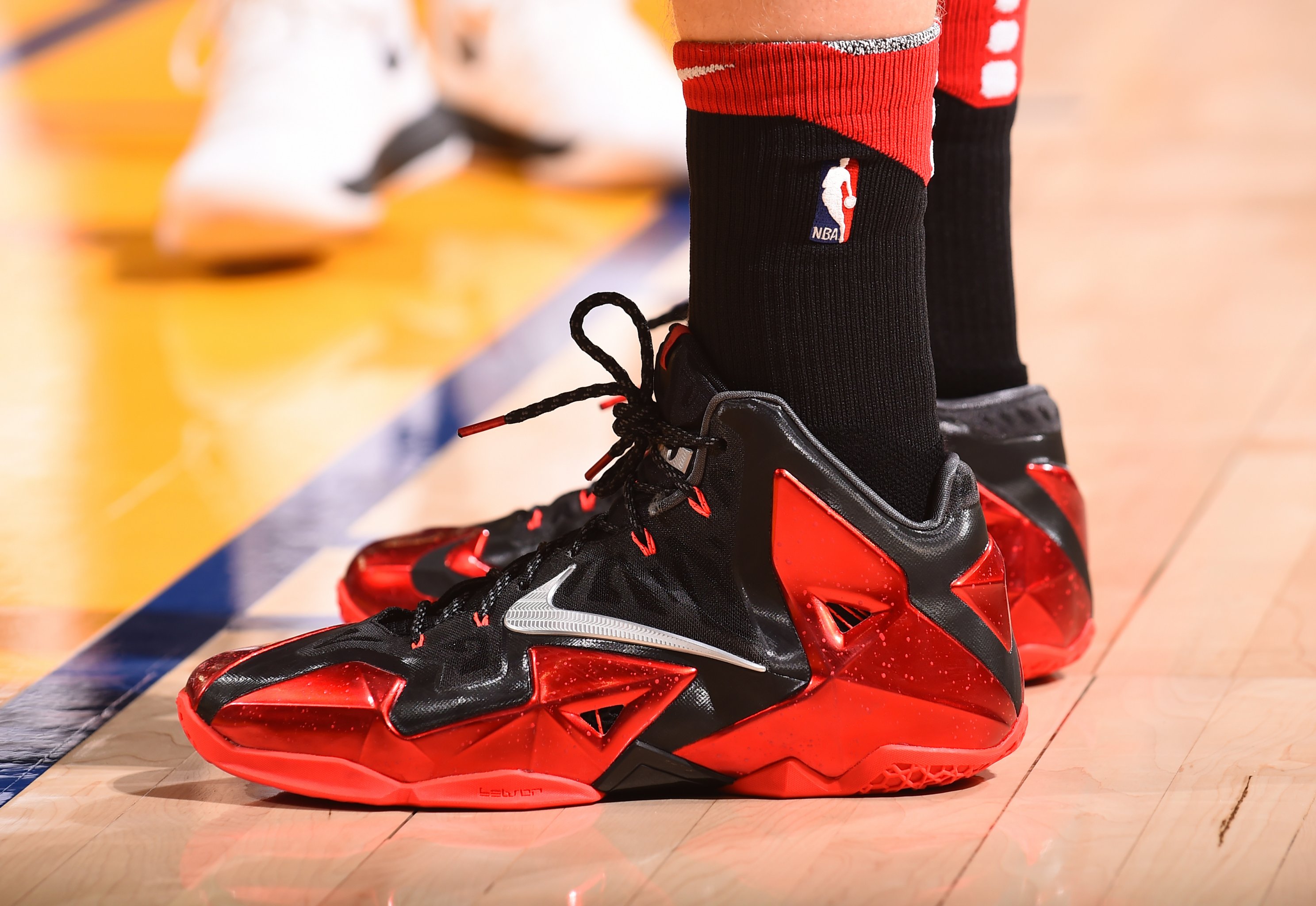 LeBron James Game Worn LeBron Zoom Soldier 10 Shoe (Vs. Houston Rockets)