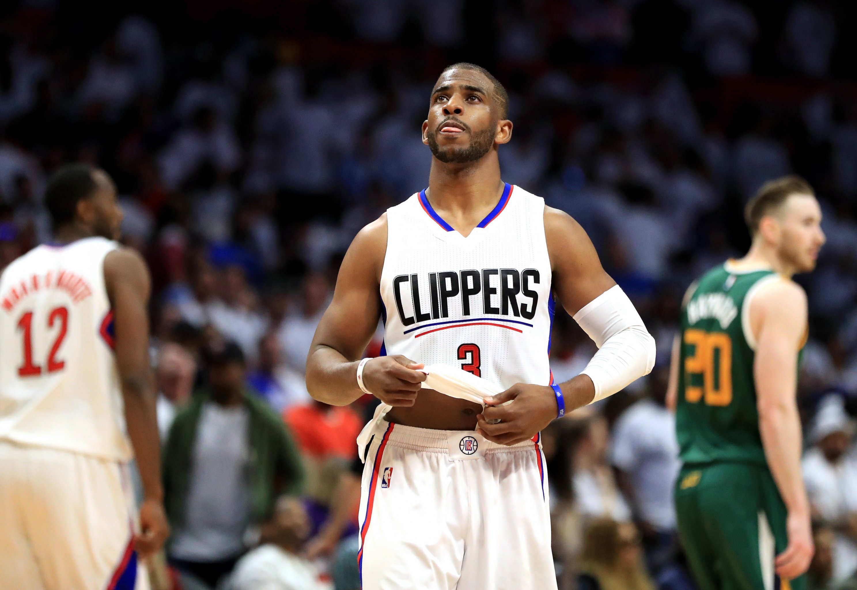 NBA scores 2014: Allen Iverson's jersey retirement, Clippers dominate  Pelicans 