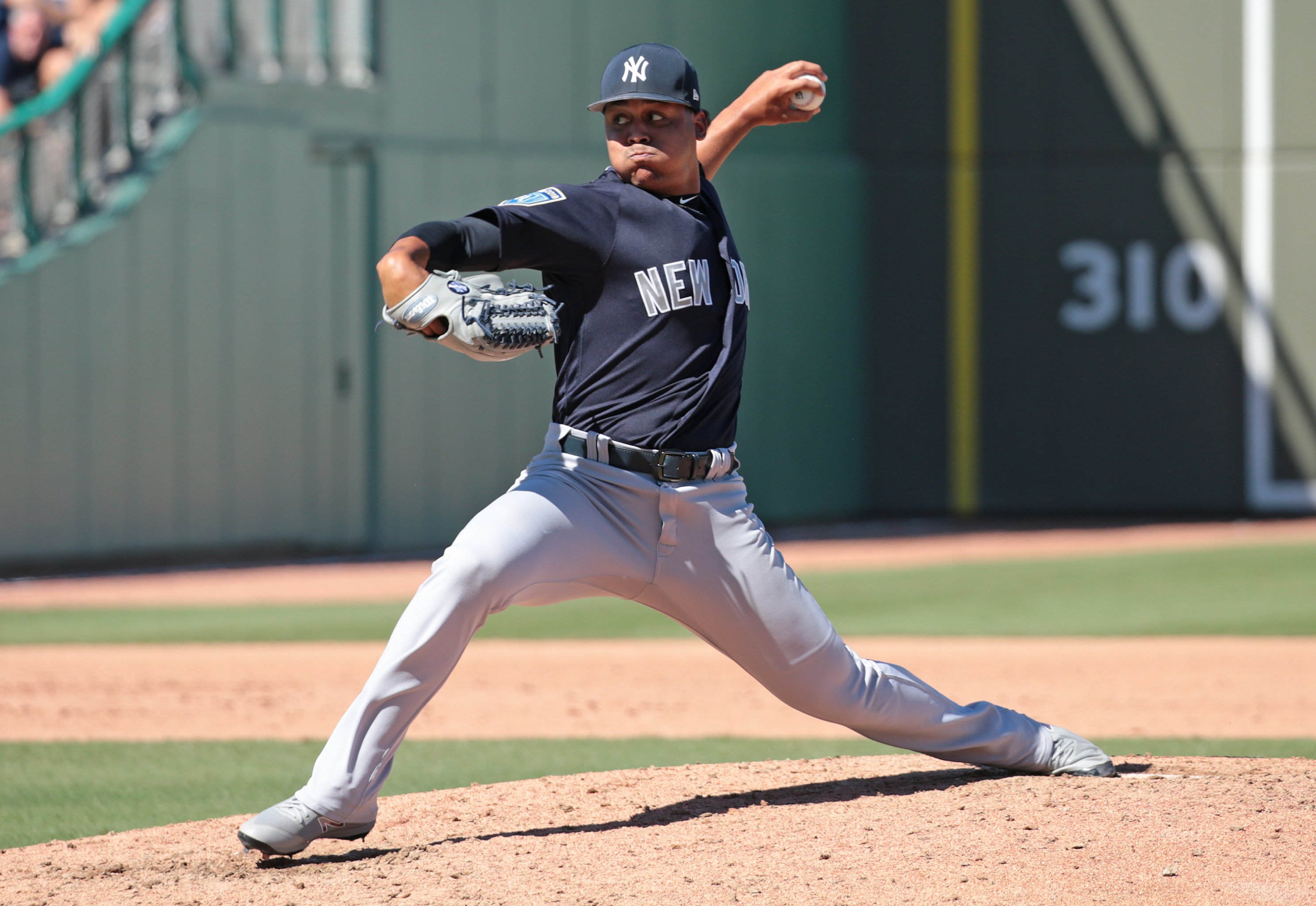 Luis Robert Jr. scratched from Chicago White Sox lineup vs. Detroit Tigers  - On Tap Sports Net