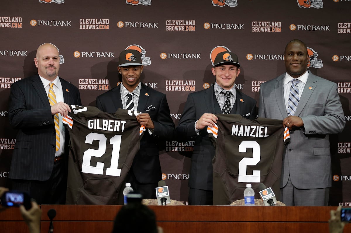 Mock Draft Simulator Pitfalls: Common Mistakes to Avoid