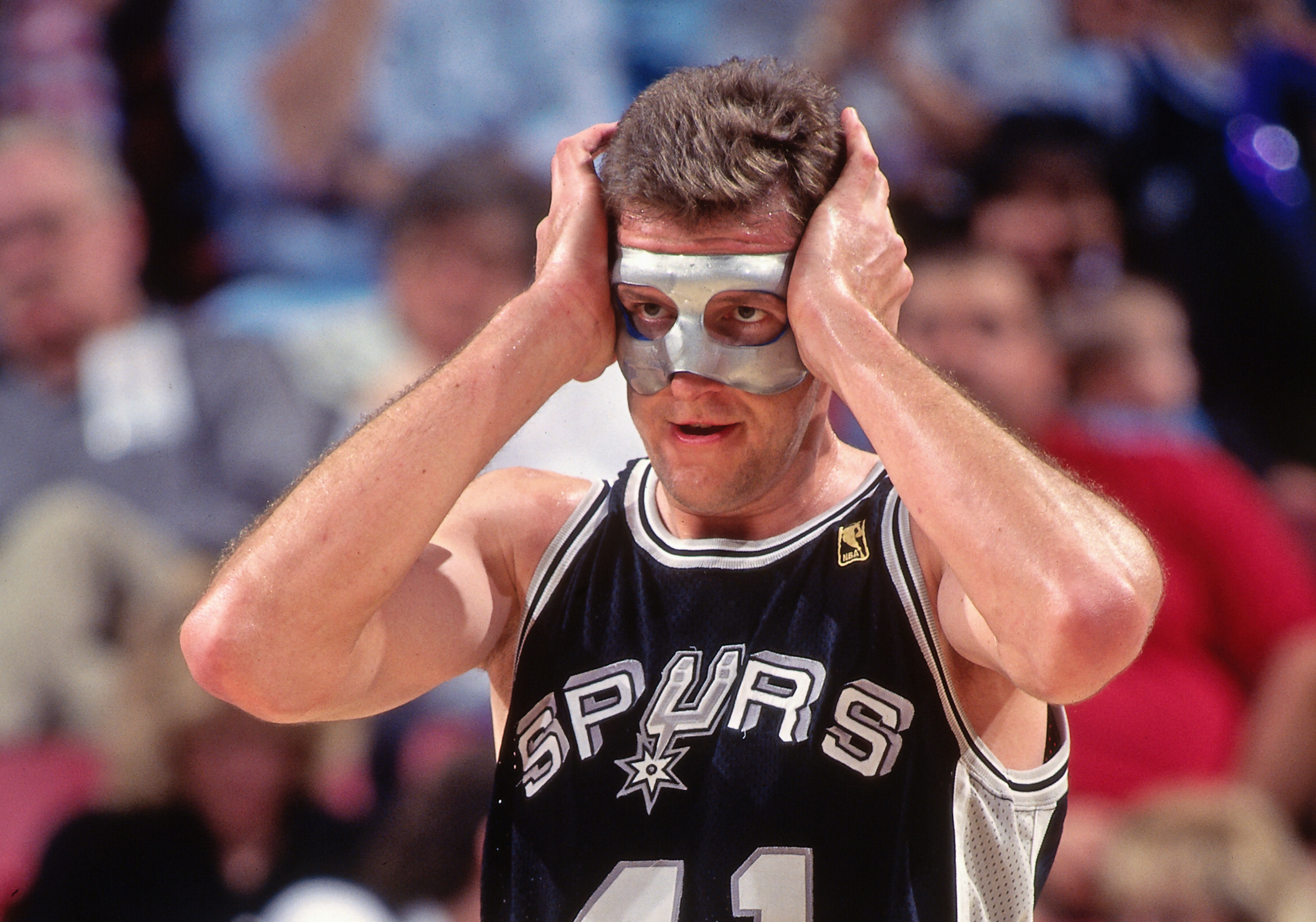 The NBA's Masked Men: players who played in protective gear