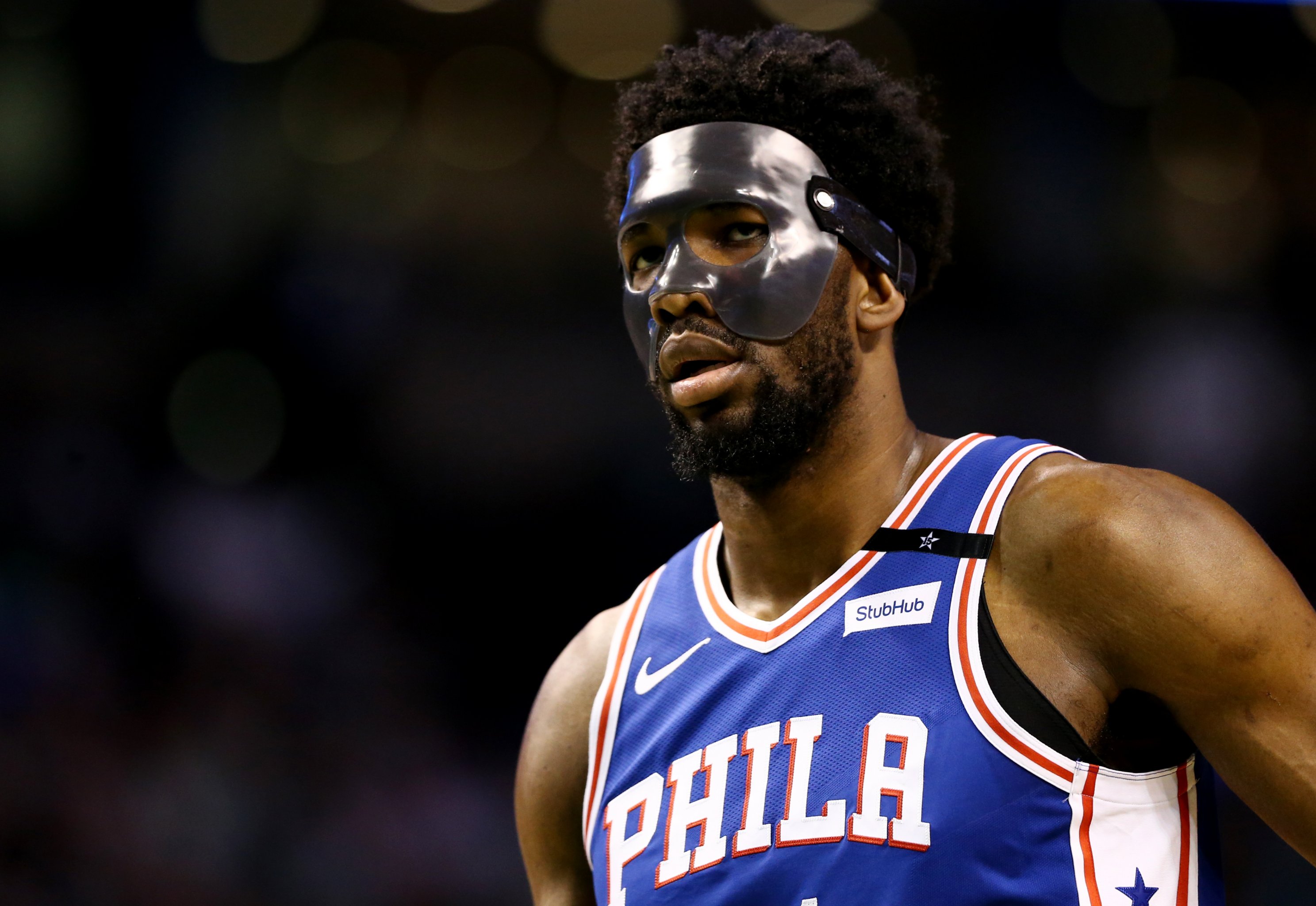Joel Embiid won a playoff game in a face mask, almost 40 years after Dave  Parker wore one