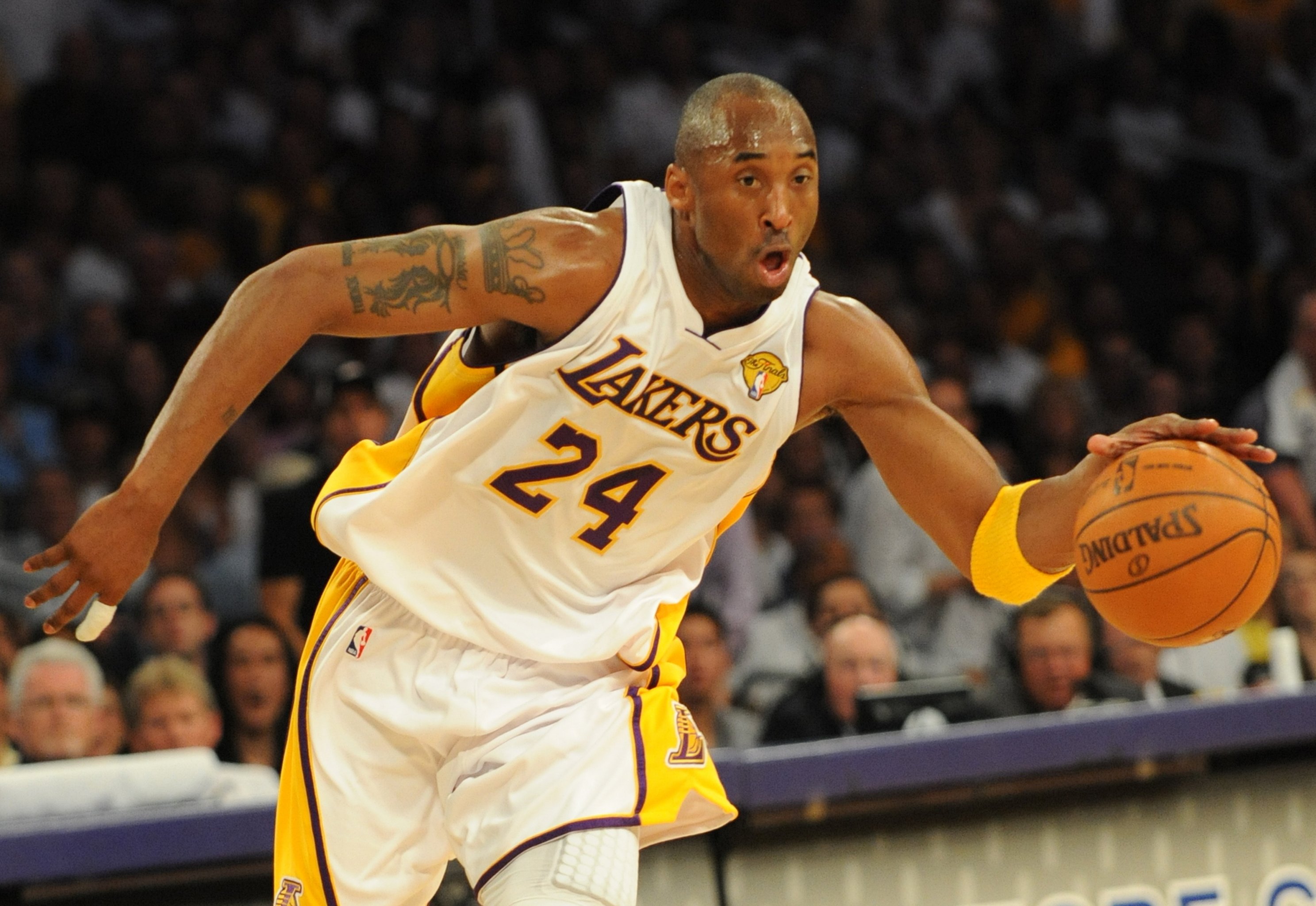 Metrics 101: Was Kobe Bryant Better Wearing No. 8 or No. 24