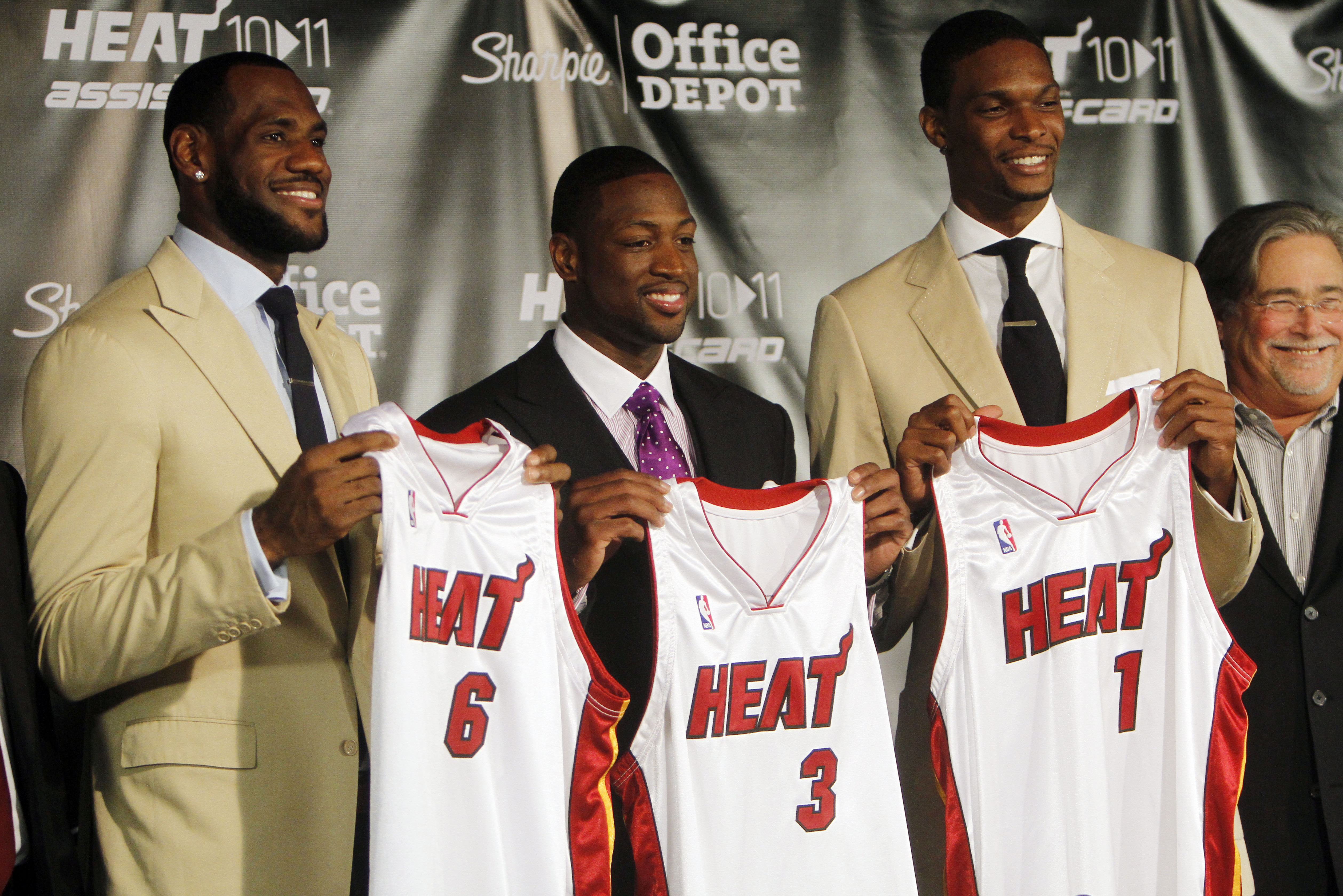 LeBron James Decision And The Most Shocking Free Agent Signings In NBA LeBron James Decision And The Most Shocking Free Agent Signings In NBA