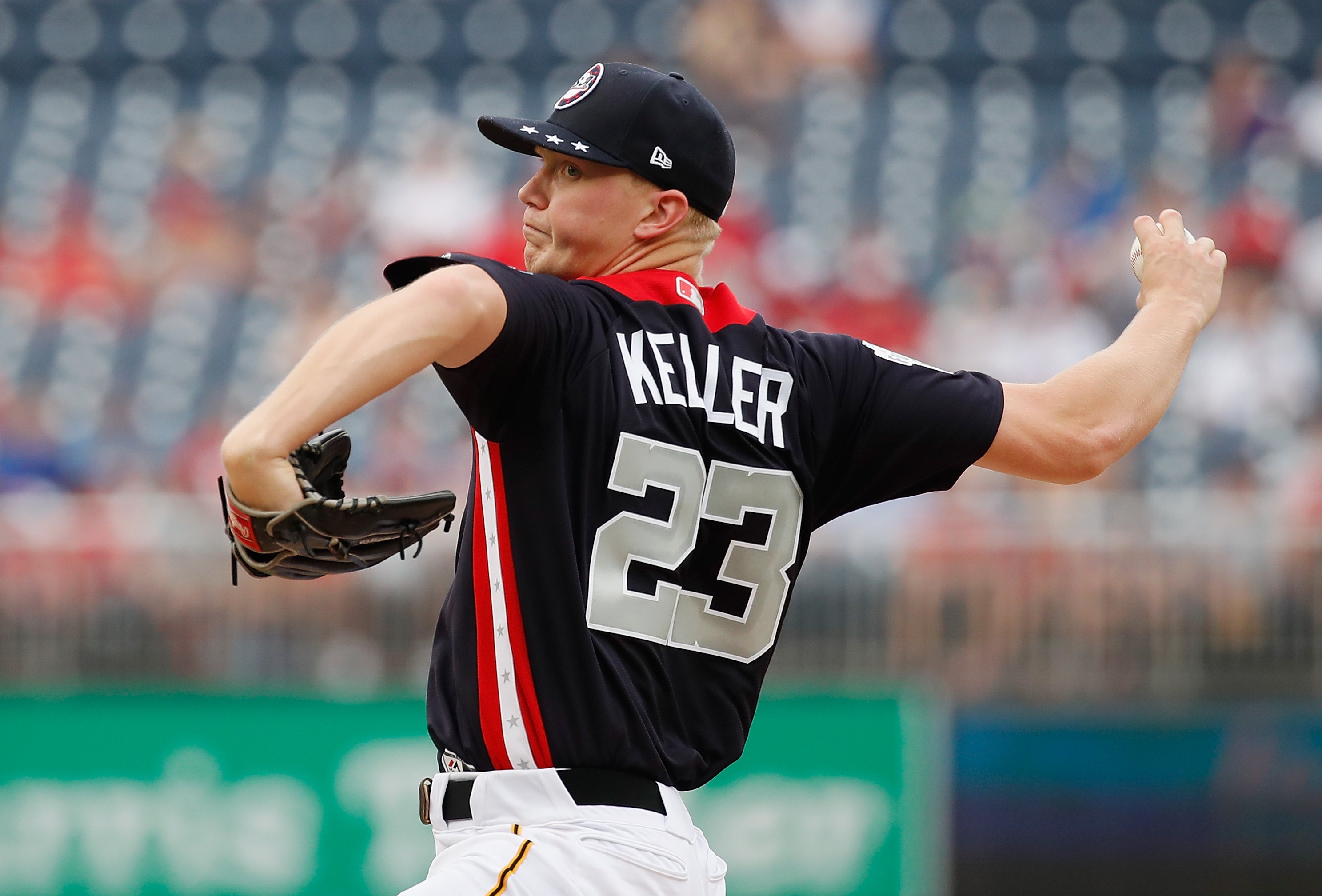 Blue Jays claim RHP Mark Leiter Jr. from Phillies