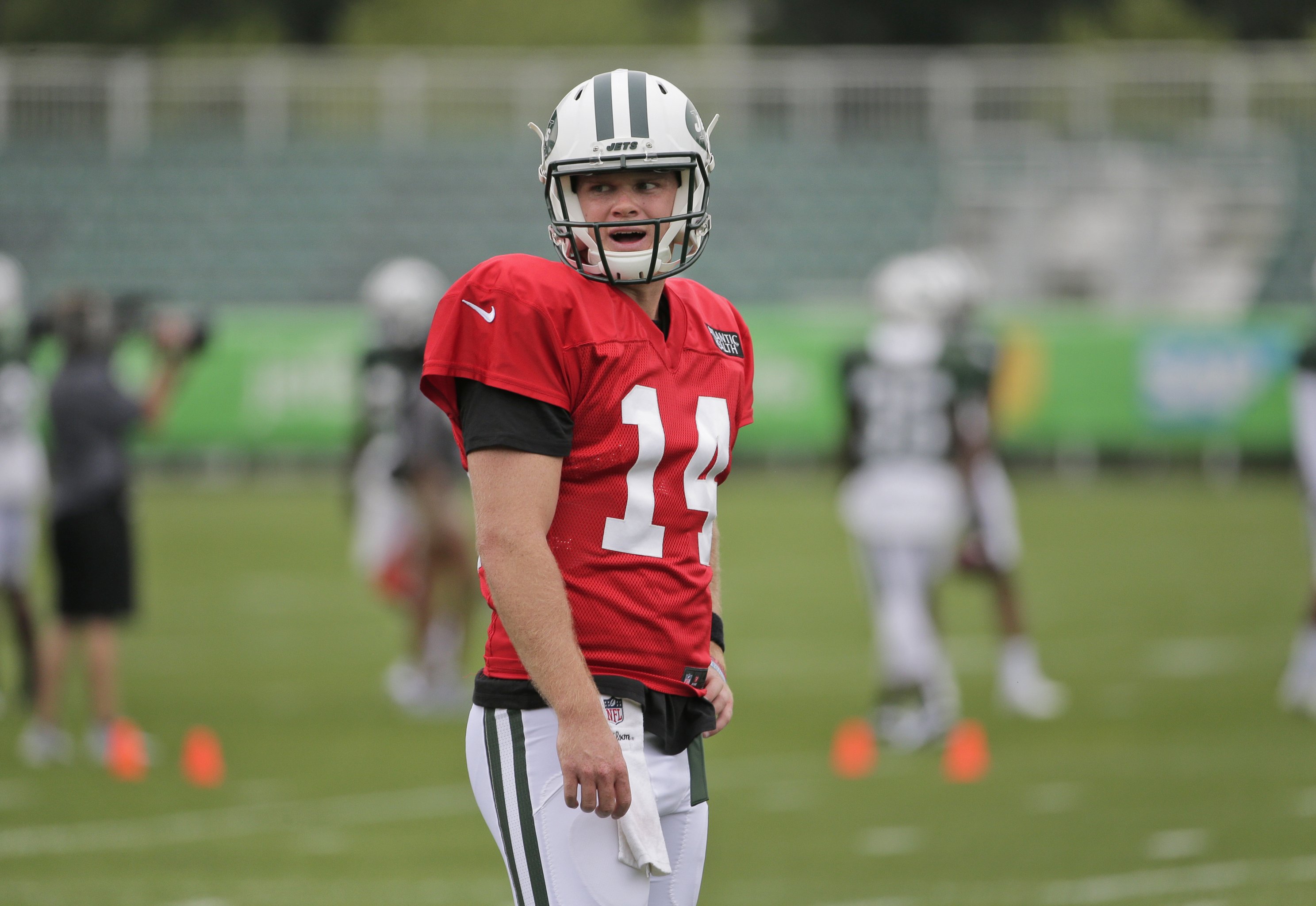 Why Corey Davis' comments on Sam Darnold as Jets starting quarterback don't  mean much