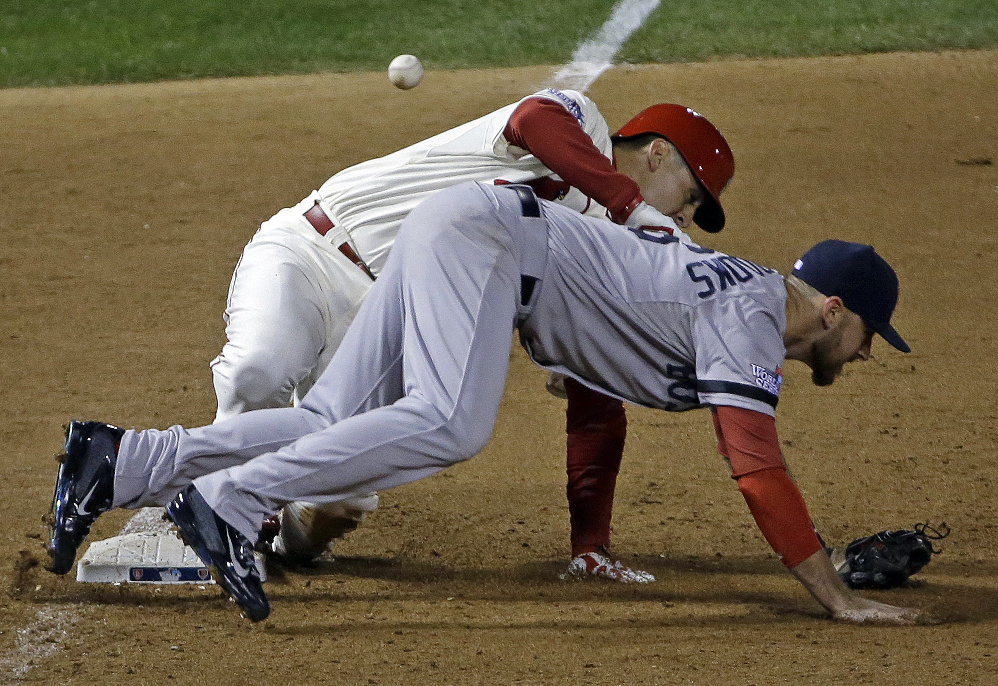 WATCH: Yuli Gurriel Exits World Series Game 5 After Colliding with