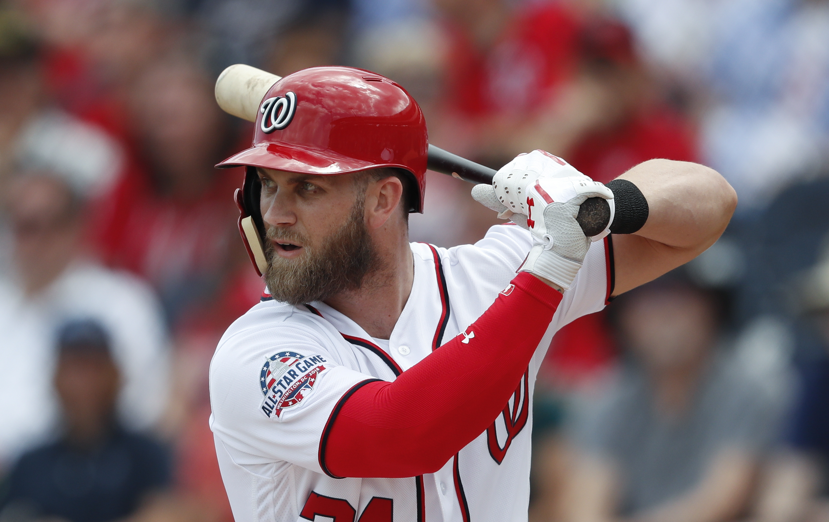 Philadelphia Phillies star Bryce Harper lauds star SS as free agency nears