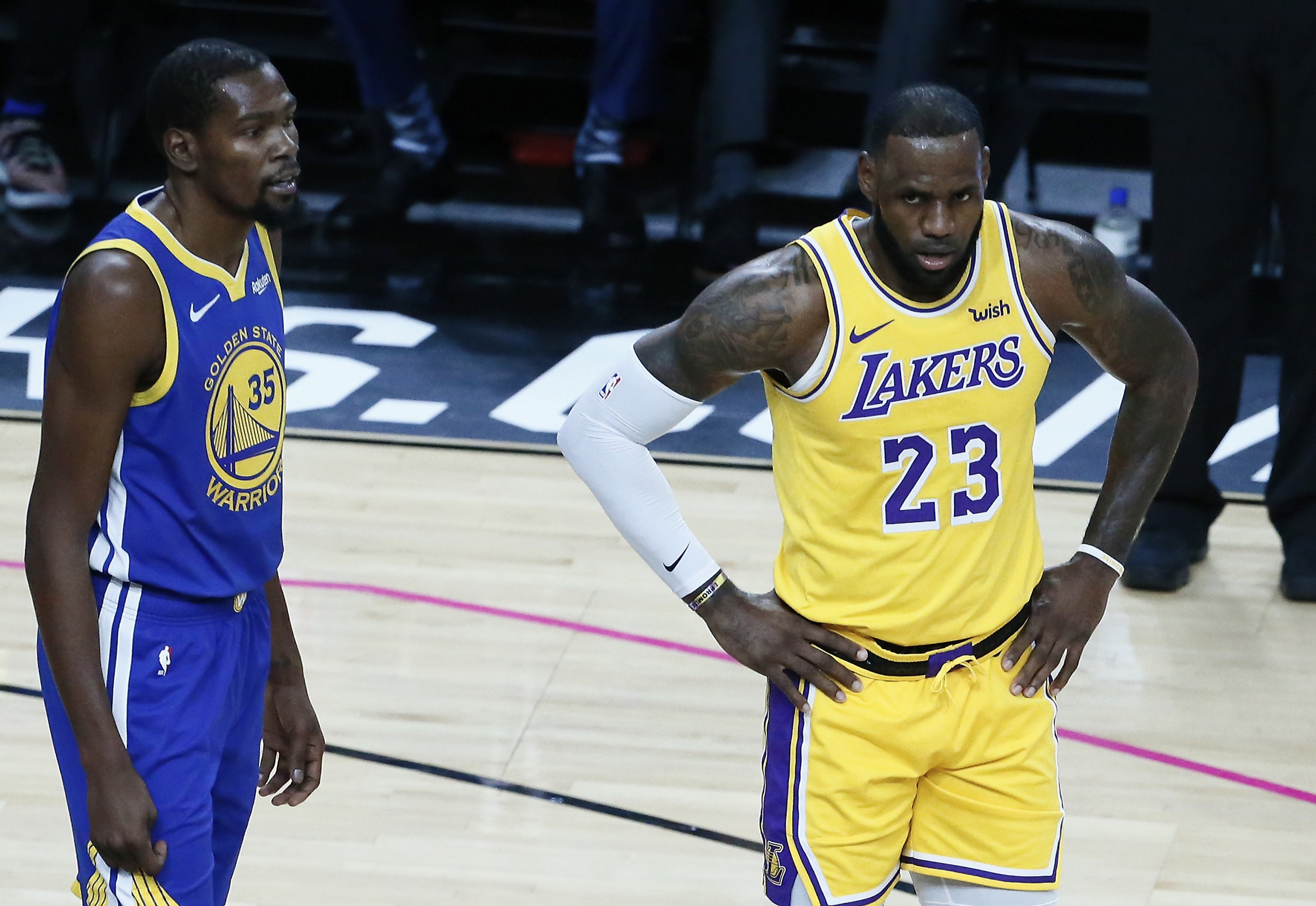 Golden State Warriors: Christmas Loss Highlights NBA's Officiating Issues