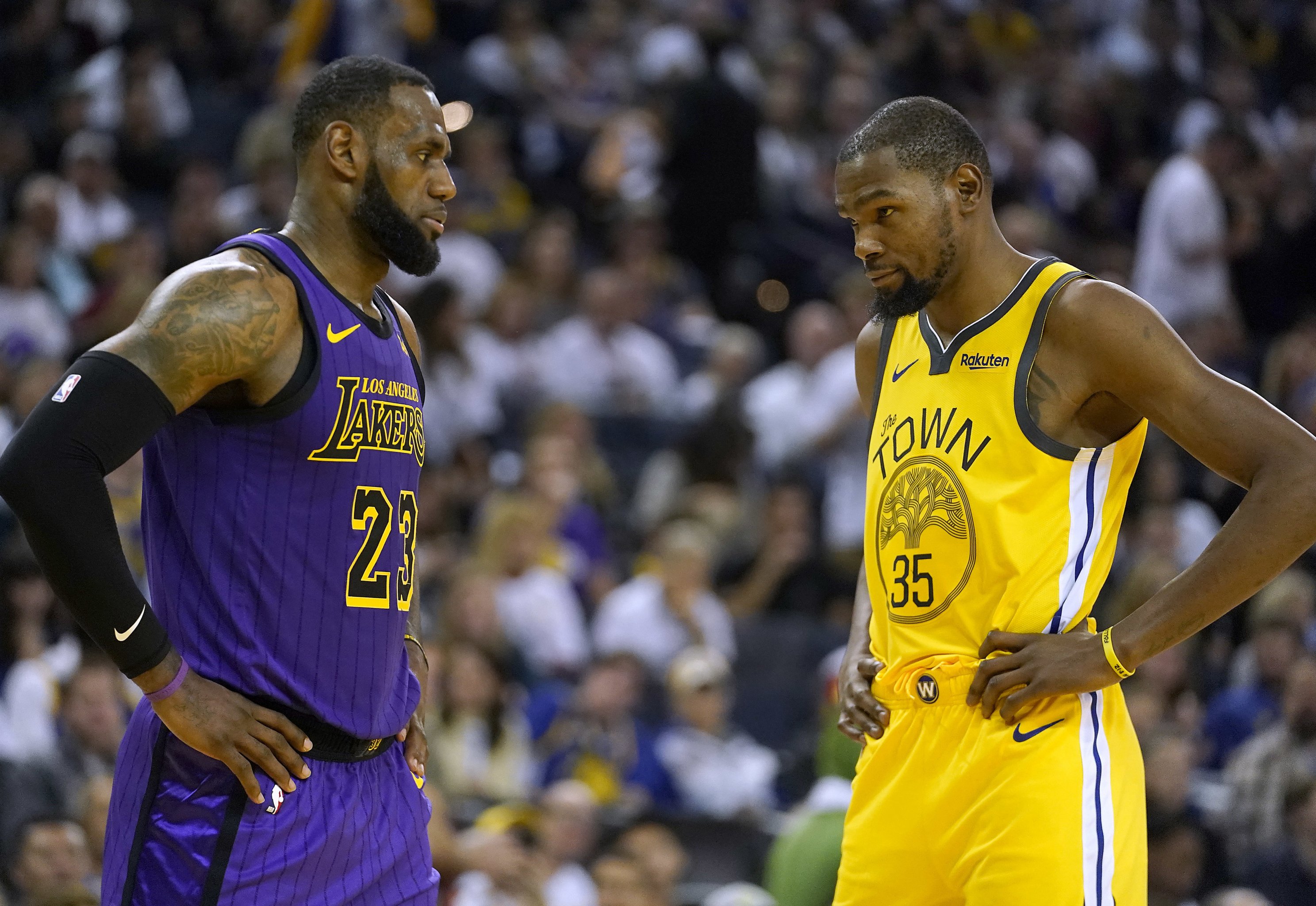 Updated Nba Championship Odds Los Angeles Lakers Surge Forward Bleacher Report Latest News Videos And Highlights