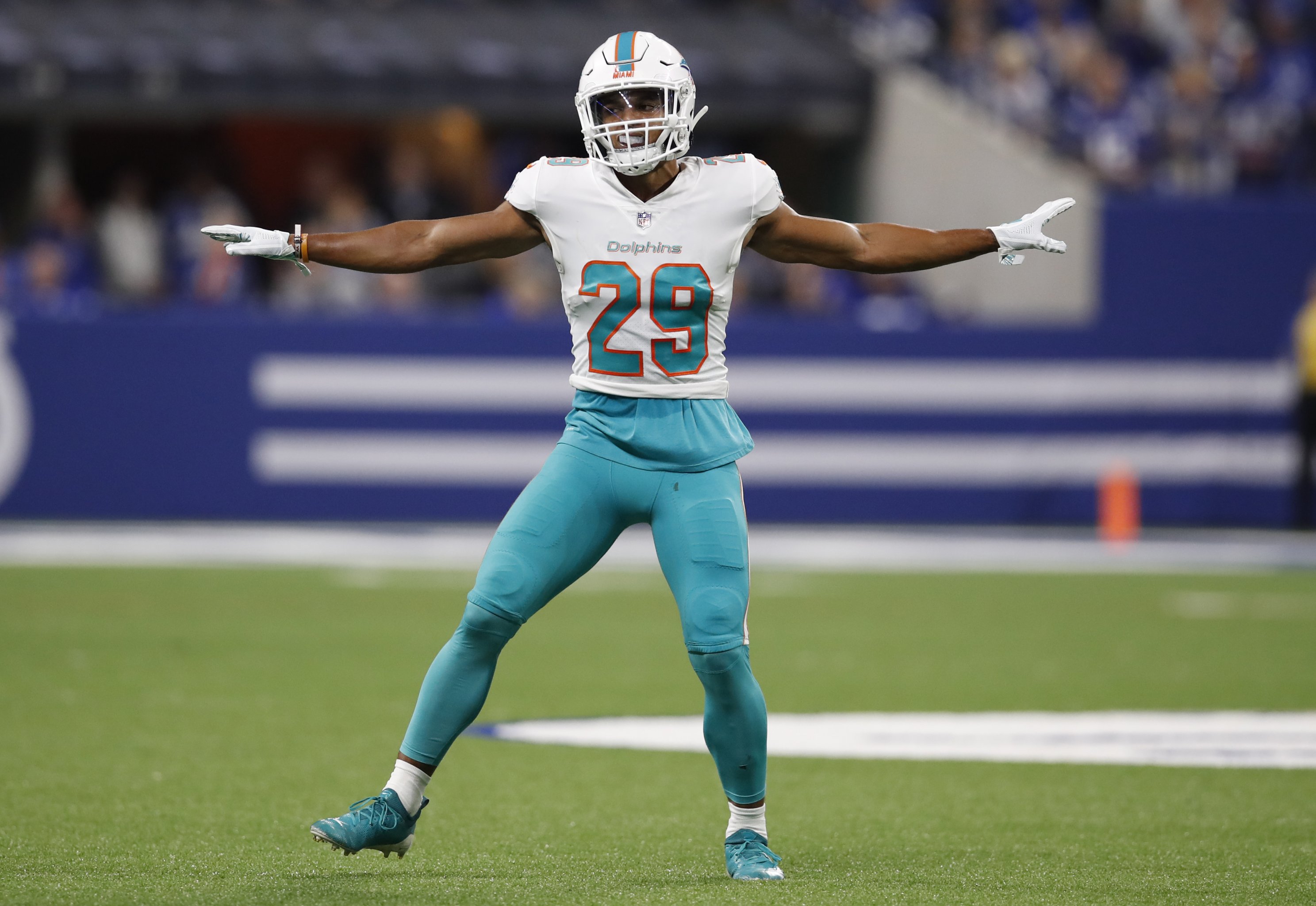 Despite first pick, Chargers' J.C. Jackson blundered vs. Miami