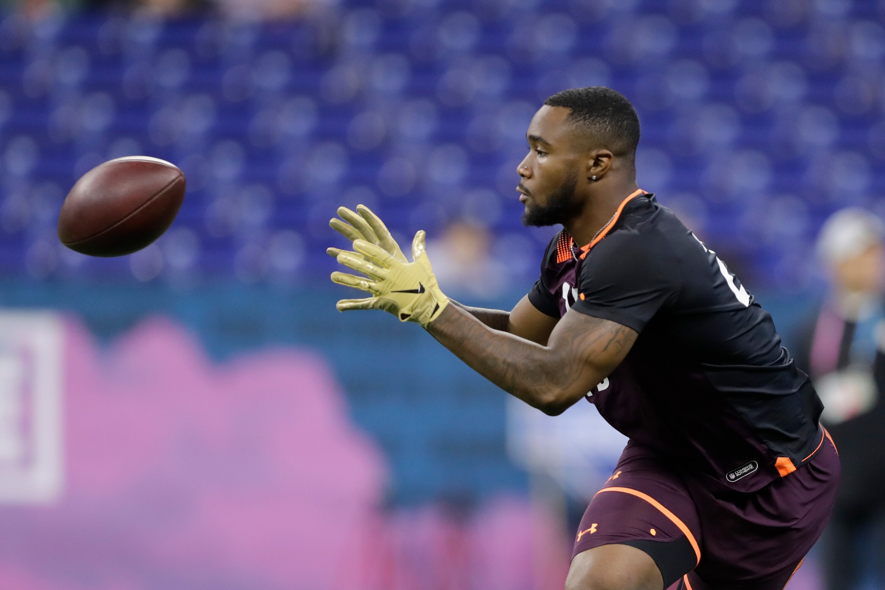 Early Standouts At The 2019 Nfl Combine Bleacher Report