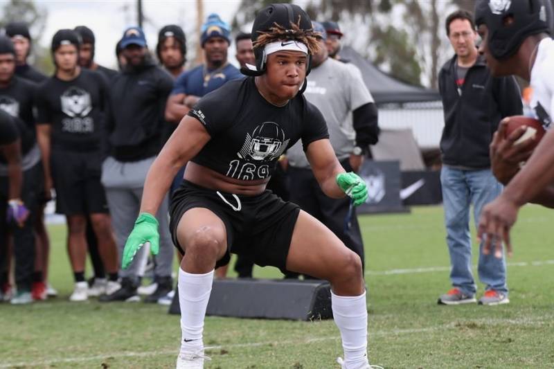 Justin Flowe is the nation's No. 3 prospect in the 2020 class